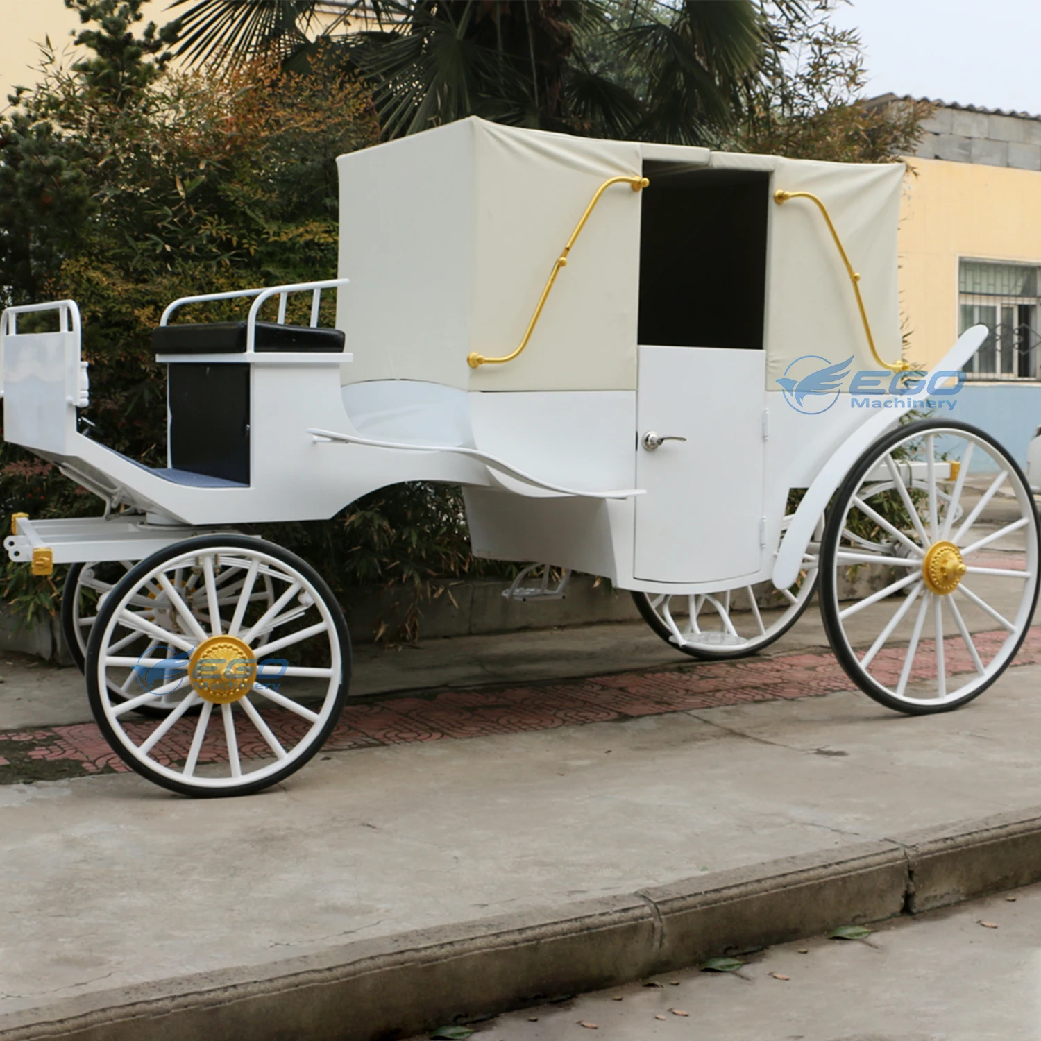 Wholesale Baby Carriage Horse Carriage Royal Horse Cart Carriage With Horses for Sale