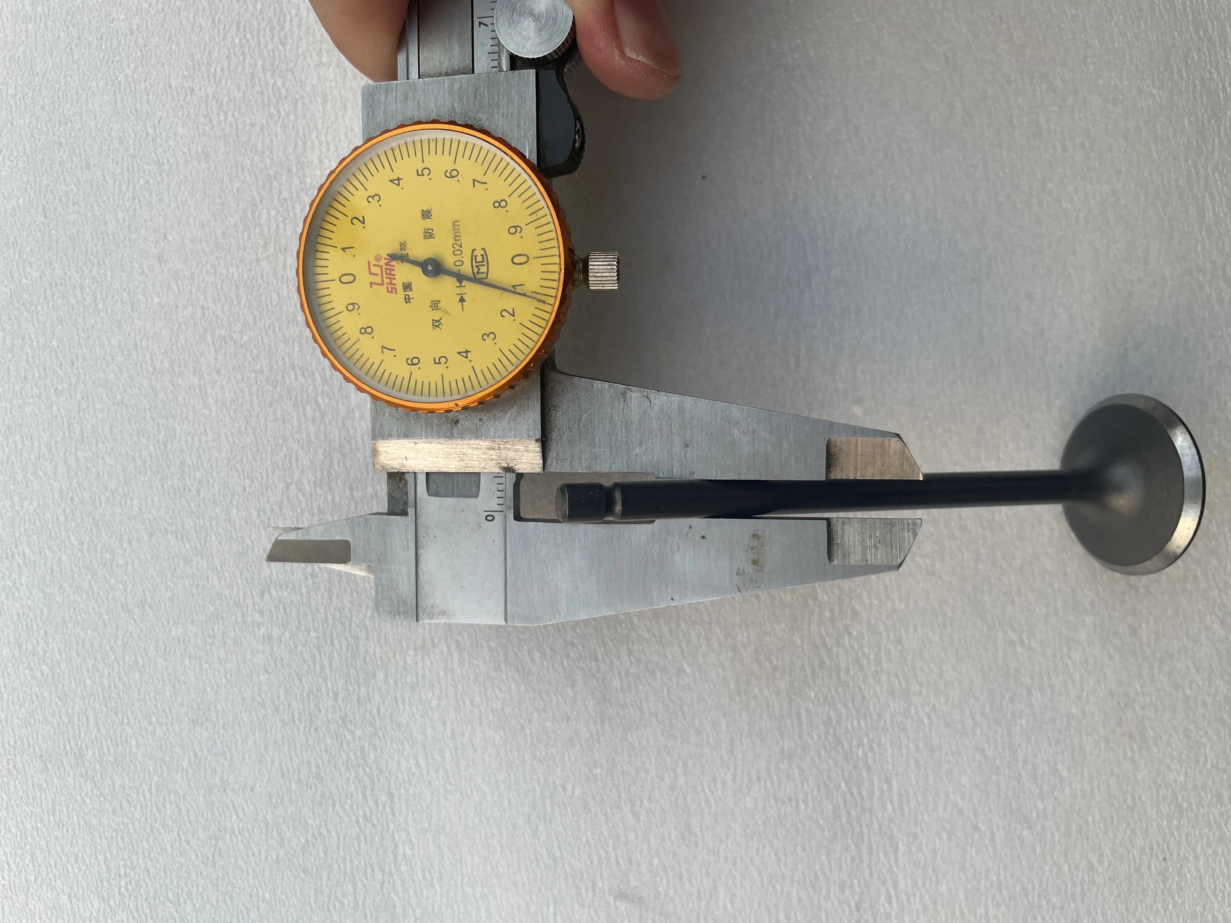 Motorcycle CG125 spare parts inlet and exhaust valve CG125, 156FMI, Hunter (d24/h93mm d29/h93,5mm)