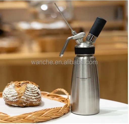 Professional Stainless Steel  Whipped With  Injector Tips Cream Dispenser Highly Durable 500 ml Cream Whip