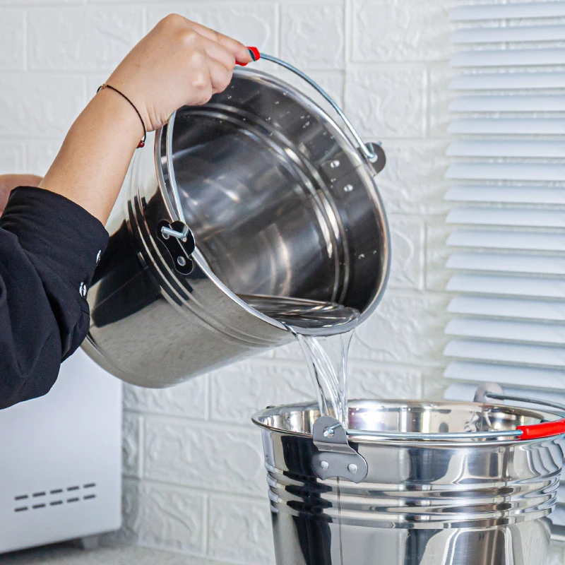 Ice Bucket Factory Wholesale Hot selling Plastic Wine Champagne Buckets Custom Luxury Stainless Steel Metal Outdoor Ice Bucket