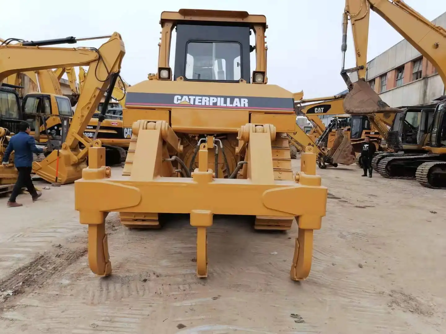 Used Cat D7R Bulldozer Brands Caterpillar Cheap Price Full-hydraulic Heavy Crawler Bulldozer D7R Caterpillar Dozer Tractor D7