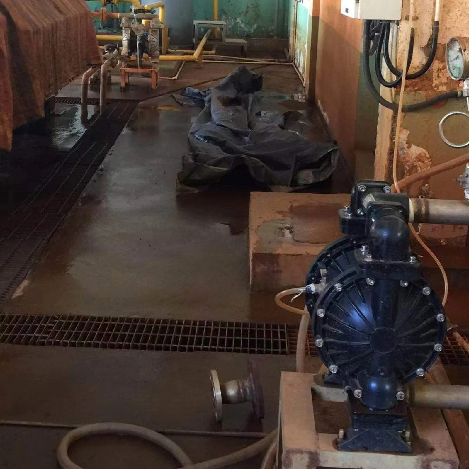 Buna-N EPDM  Neoprene fluororubber FKM air drive Pneumatic Diaphragm Pump