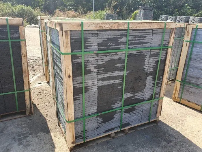 Garden stone yellow sandstone tiles paving for sale