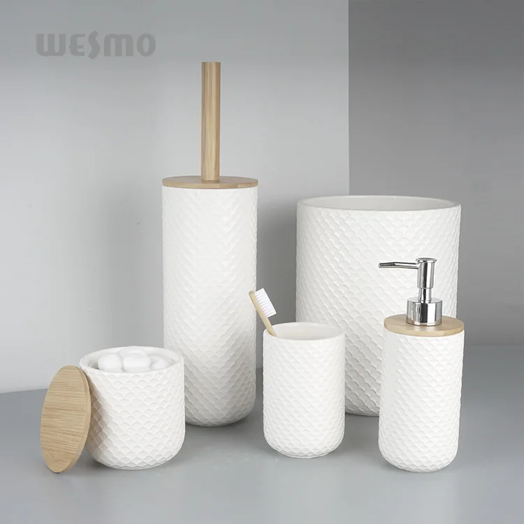 Luxury Decoration Home Accessories Modern matte white color accented with bamboo piece hotel Bathroom Set