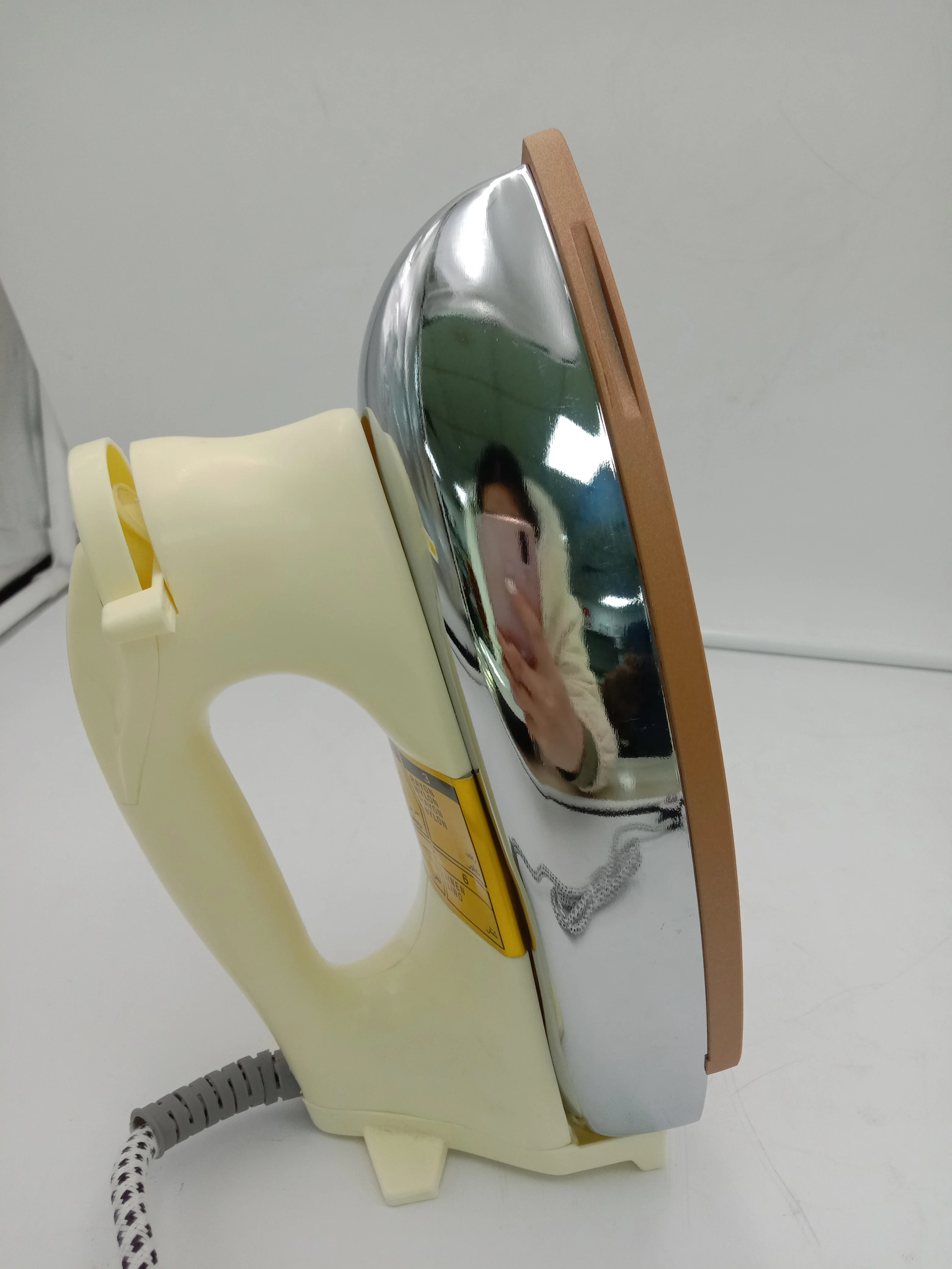 Top Selling Heavy Iron portable Dry iron Powerful dry Iron
