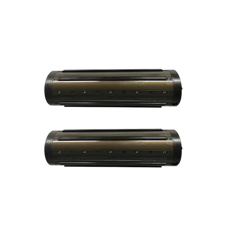 High precision inflatable shaft for slitting machine