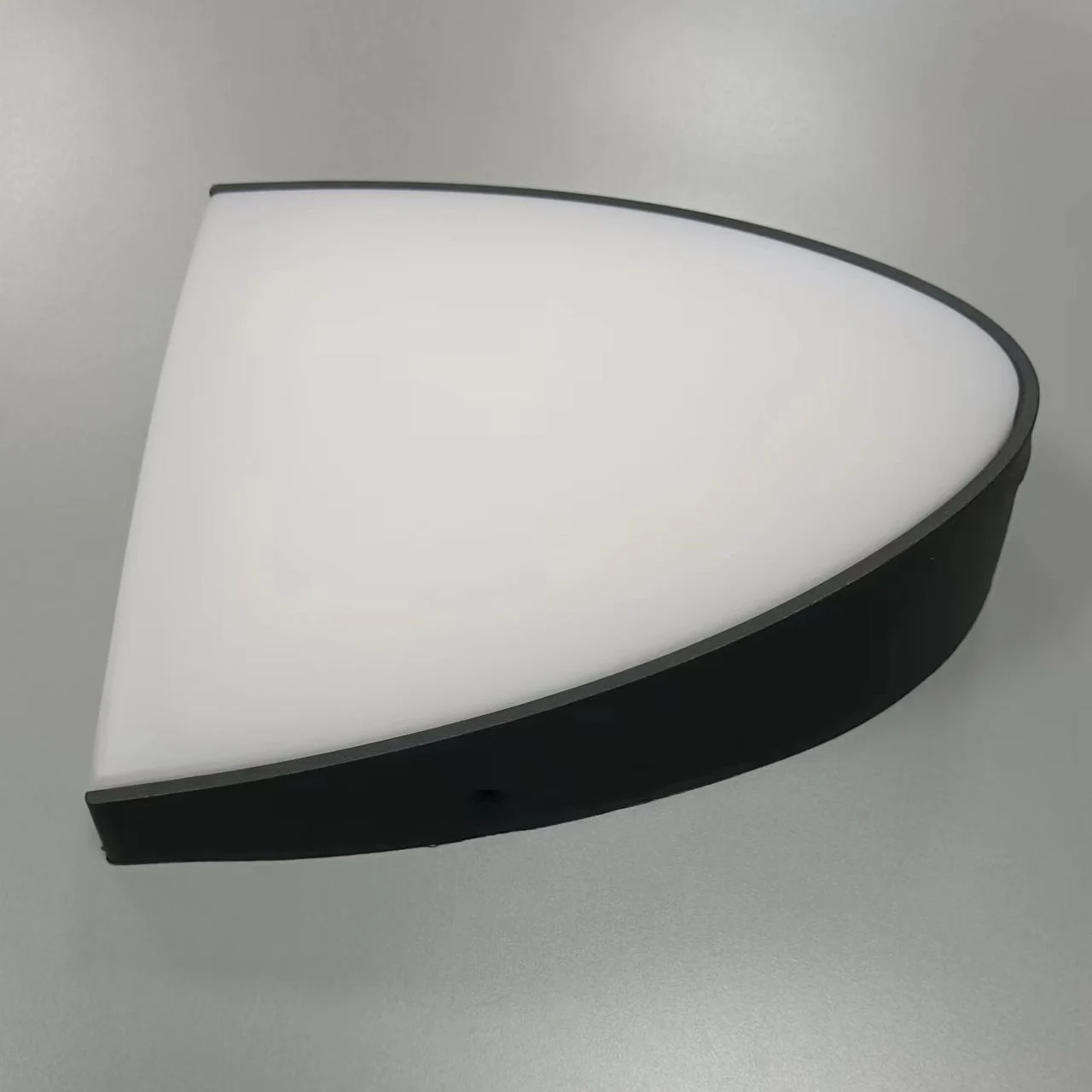 Новый треугольный Регулируемый внешний вид IP65 садовый водонепроницаемый настенный светильник пластиковый влагостойкий светильник