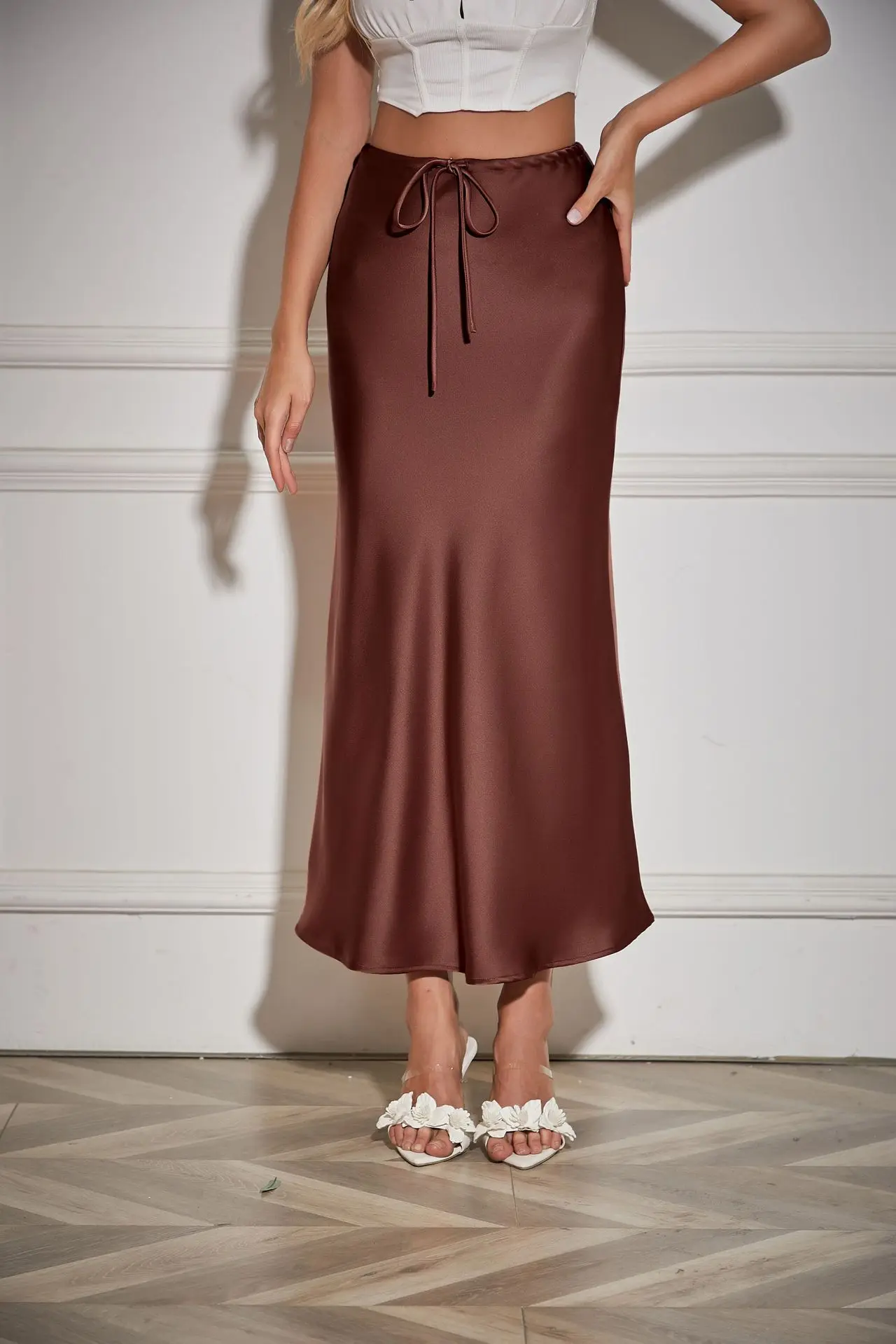 New Fashion Skirt With Adjustable Waist Elegant Satin Fishtail Maxi Skirt Deep Burgundy