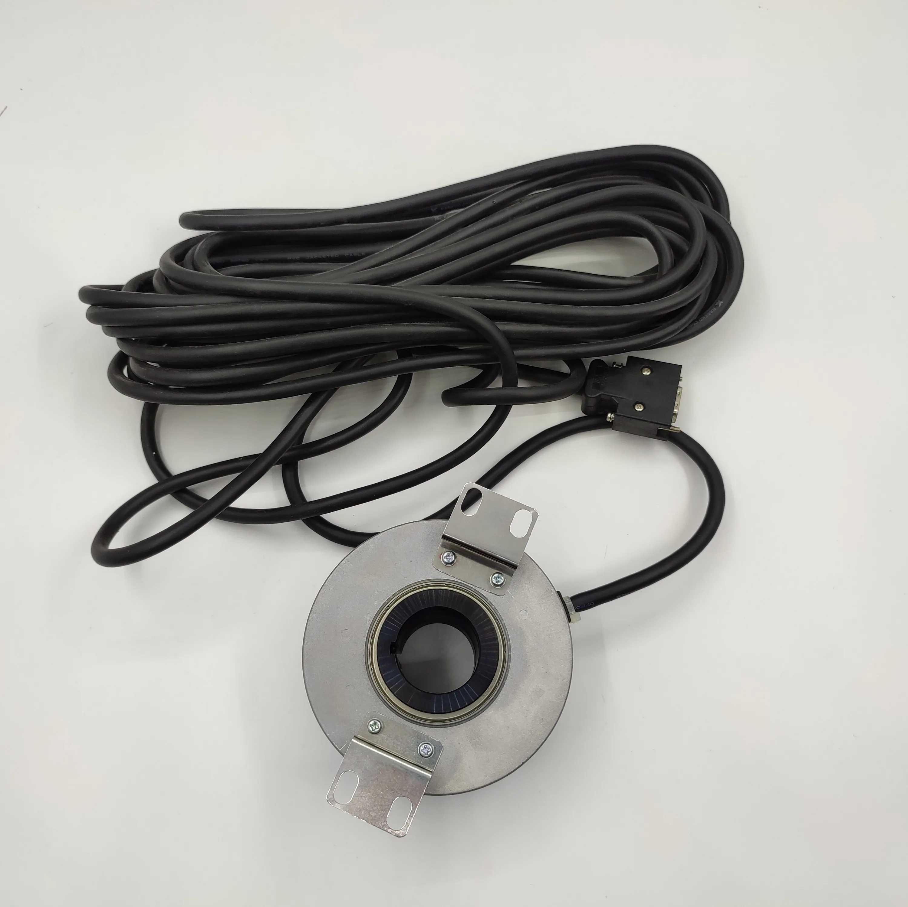 TS5246N176  Large aperture hollow shaft encoder  New original genuine goods are available from stock