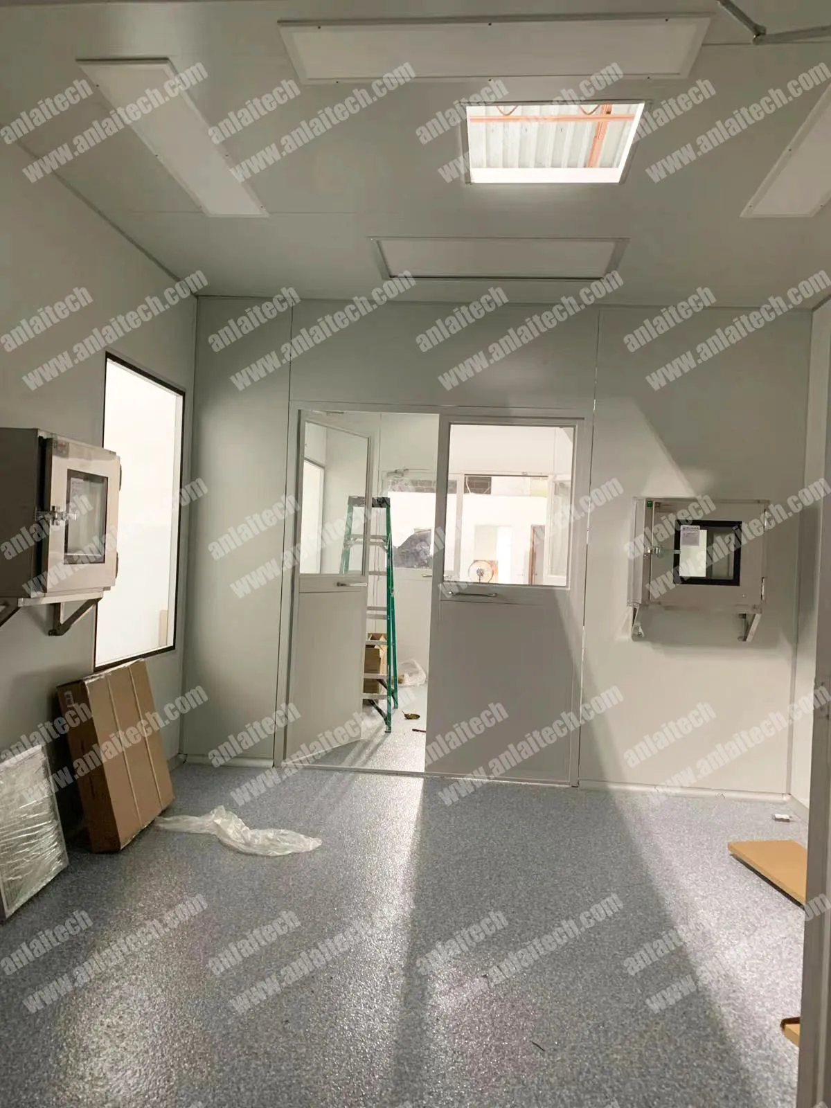 Laboratory Modular Hard Wall ISO 7 Cleanroom Assembly Portable Clean Room Booth