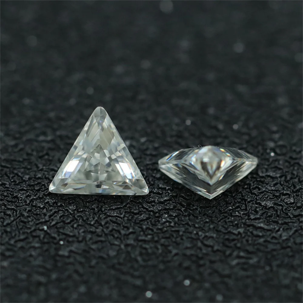 Wuzhou Moissanite Manufacturer Large Stock DEF VVS Triangle cut Rough Moissanite