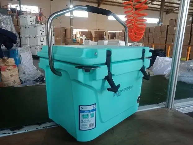 20QT Turquoise Cooler Box LLDPE Rotomolded and Ice Chest for Fishing Champing