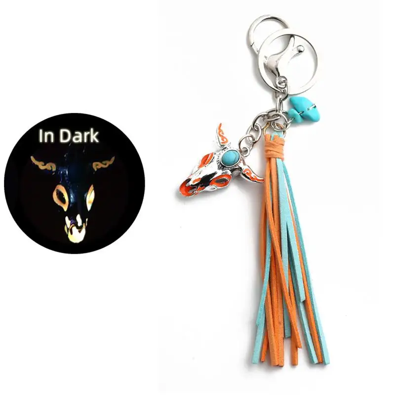 Dark shine vintage western style pine stone luminescent bull head fluorescent metal pendant skulls keychain