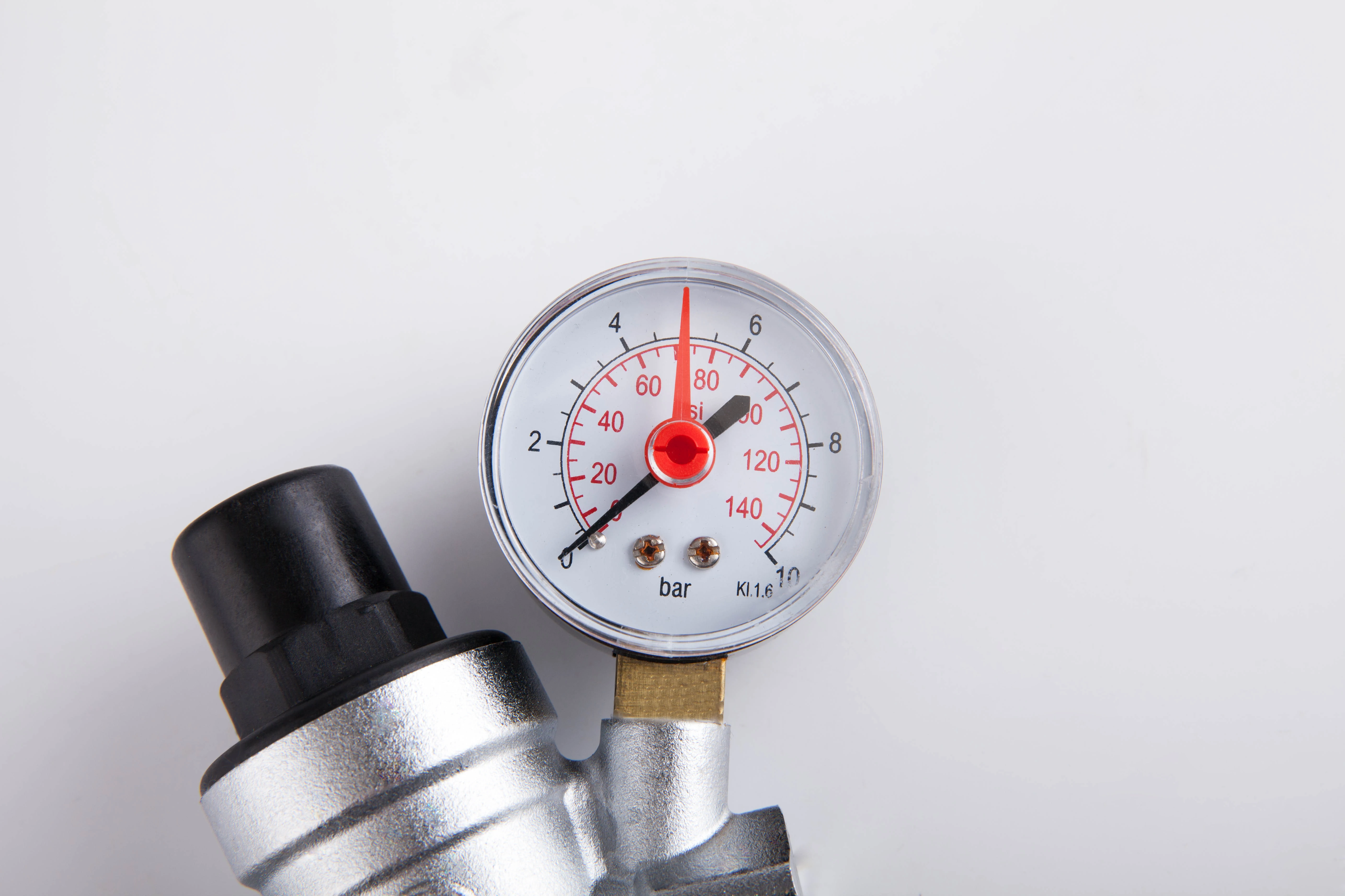 Water Pressure Regulator High Temperature Thread With Pressure Gauge Pressure Reducing Valve