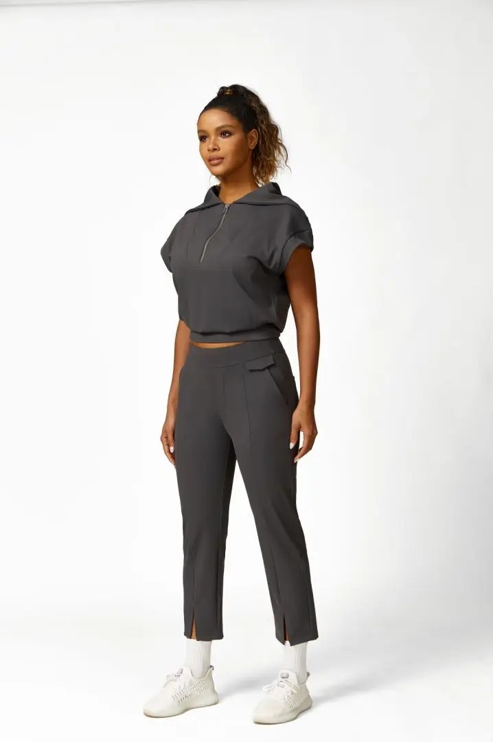 Custom Logo Women Running Sports Yoga Suits Casual Half Zip Top High Waisted Pants Tracksuit Fitness Sportswear Yoga Sets