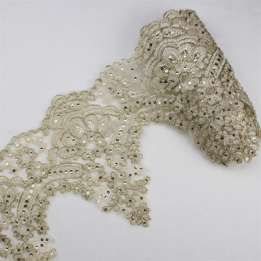 China Factory Guipure Bridal Lace Ribbon With sequins Trimming Gold Lace Embroidery  For Home Textile
