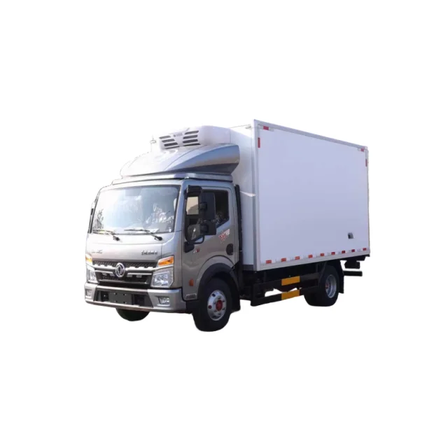 Favorite Box Type Refrigerated Truck for Transporting Fruits and Vegetables