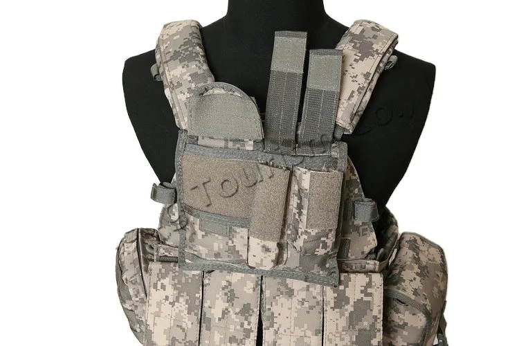 OEM custom 900D Oxford Tactical Camo Vest Outdoor Molle Personal Protective Vest