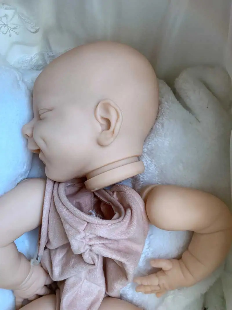 22inches DIY Popular Reborn Doll Kit Sleeping April smiley Face Very Soft Touch Fresh Color Unpainted Unfinished Doll Parts