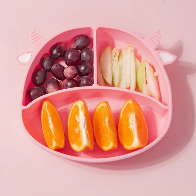 Не содержит Бисфенол А микроволновая печь можно мыть в посудомоечной машине разделенный пластины с изображением коровы Детские присоски детские силиконовая тарелка для обеда