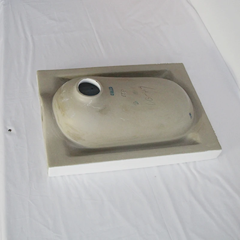 
Delicate Appearance Wc Bathroom Squat Dual Flushing Ceramic Squatting Pan 