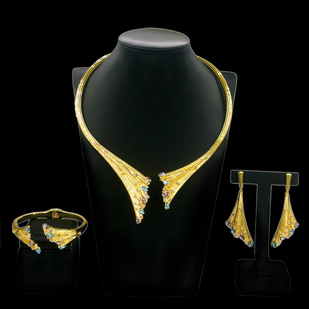4 Piece Fashion Women Jewelry Sets Luxury African Dubai 18K Gold Plated Jewelry Accessories Factory Price Crystal Necklace Sets