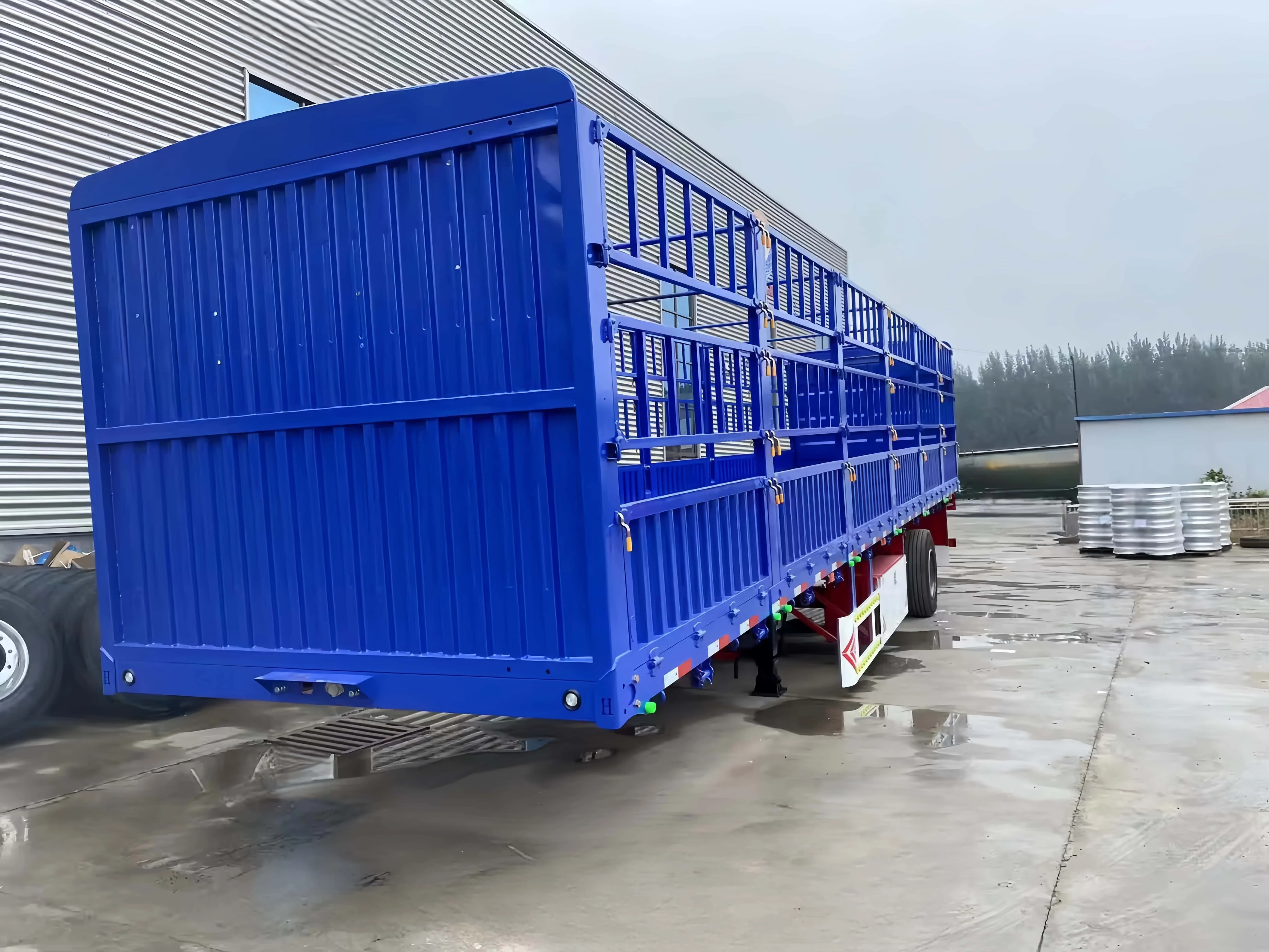3 Axle 60 Tons Cargo Transport Truck Semi Trailer Flatbed Container Heavy Cargo Truck Semi Trailers