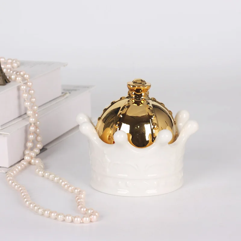Custom Logo Gold Queen Shape Ceramic handicraft table furnishing items storage tank jewelry box incense candle display box