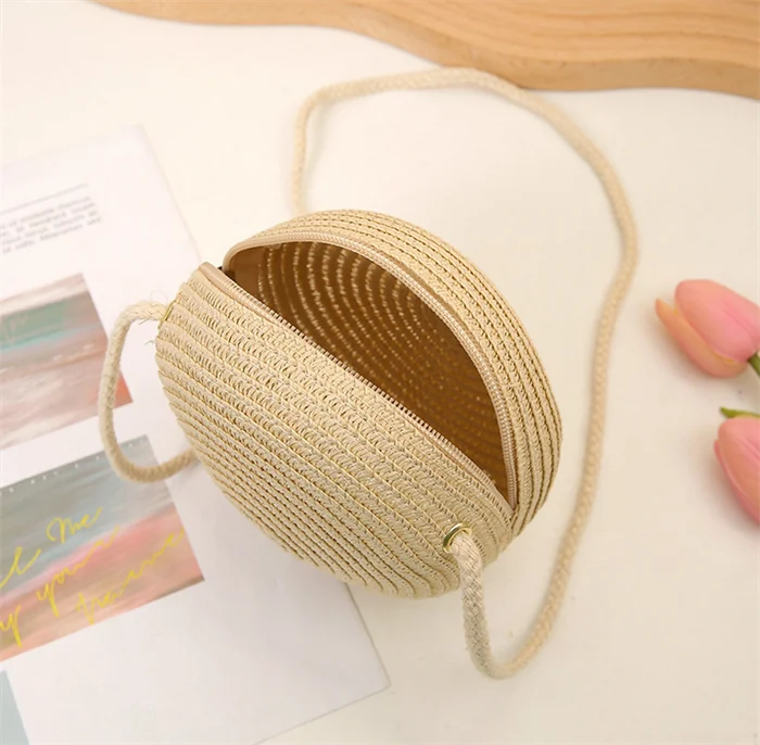 Round Straw Bag for Women bag with white daisies Crochet Macrame Beach Bags Direct From Indian Supplier