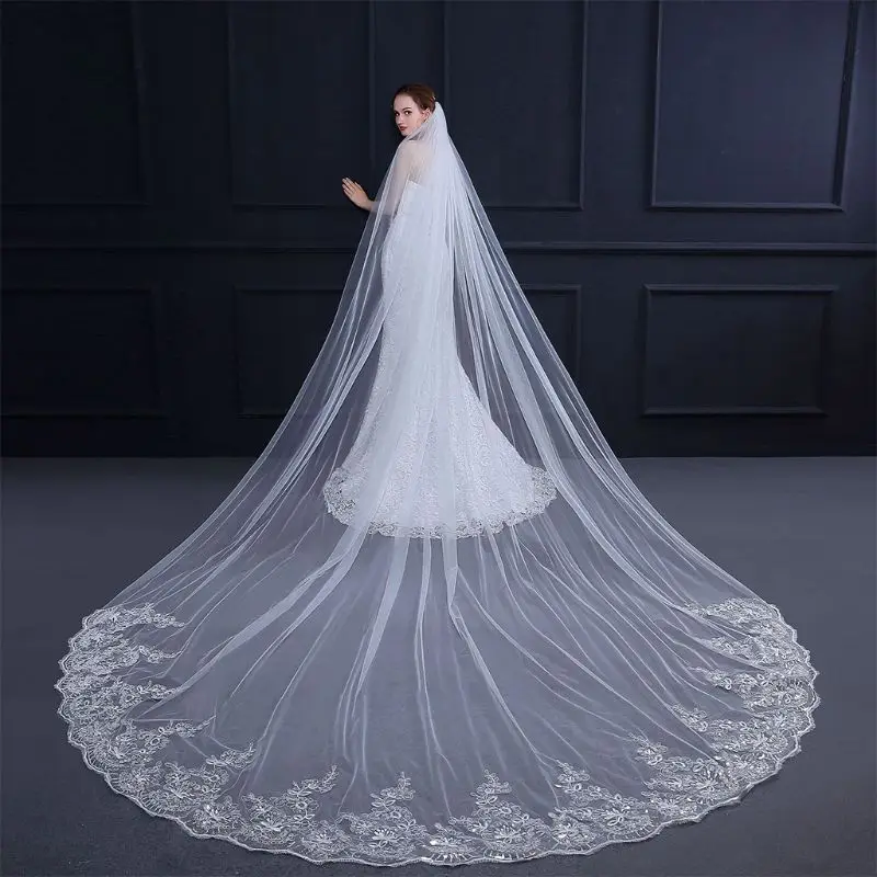 One Layer Women Trailing Cathedral Long Wedding Veil Embroidered Floral Lace Applique Scalloped Trim Bridal Veil With Comb