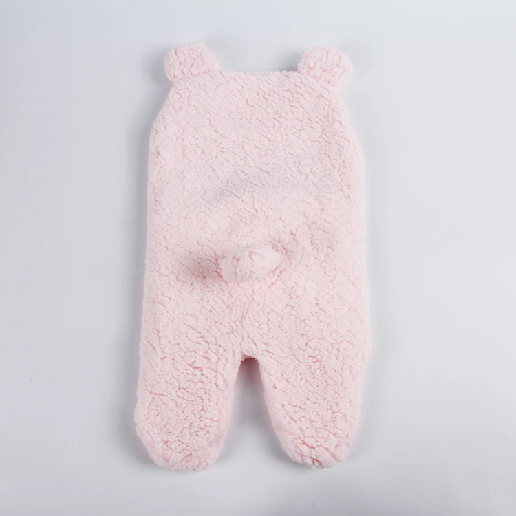 Super soft feel new design OEM service 100% polyester swaddle sherpa baby swaddle bear