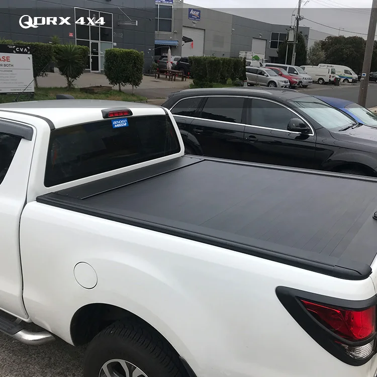 Chinese manufacture retractable tonneau cover pickup truck bed cover roller lid for Toyota Hilux