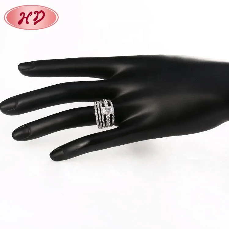 New Model Custom Delicate Handmade Latest Cz Silver Flower Jewelry Ring Design