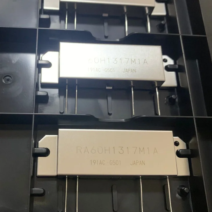  Модуль усилителя RA60H1317M1A RA60H1317M1 RA60H1317M RA60H1317 136-174 МГц 60 Вт 12 5 в RF MOSFET