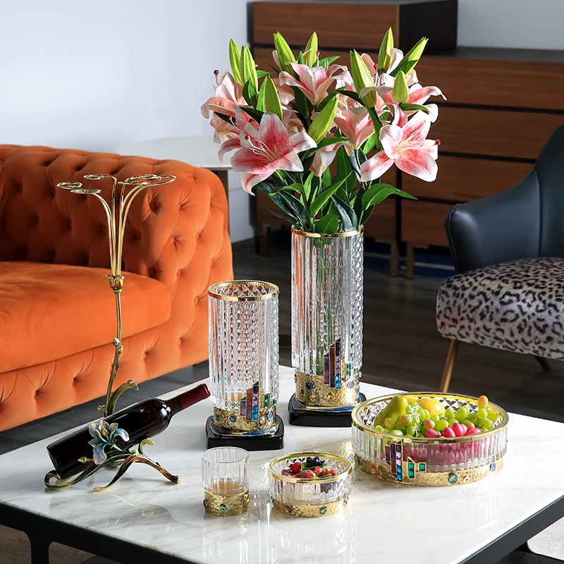 SANLOREN wholesale home decoration modern luxury creative decorative enamel Happy Time small glass crystal tabletop desk vase