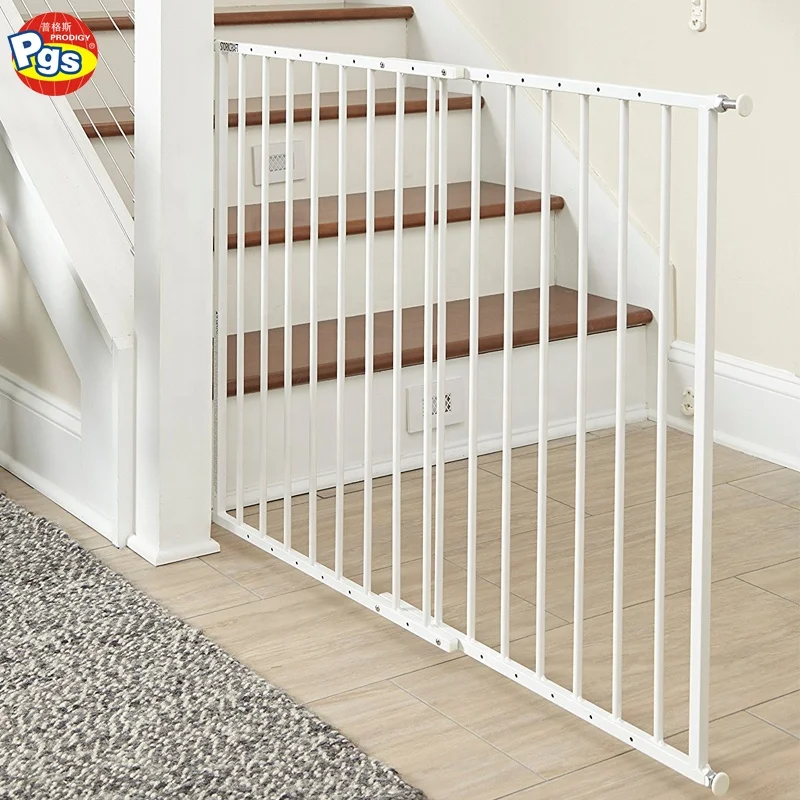 
Extra wide safety gate for baby and pets 