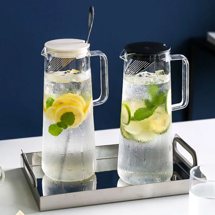 Popular Glass High Quality 1350ml 1800ml  Large Heat Resistant Glass Jug with Lid