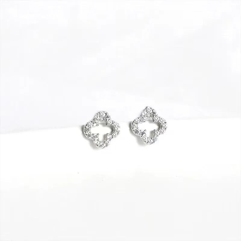 Korean earrings925 Sterling silver allergenic earrings hollowed-out four-leaf clover studs with full drill for women