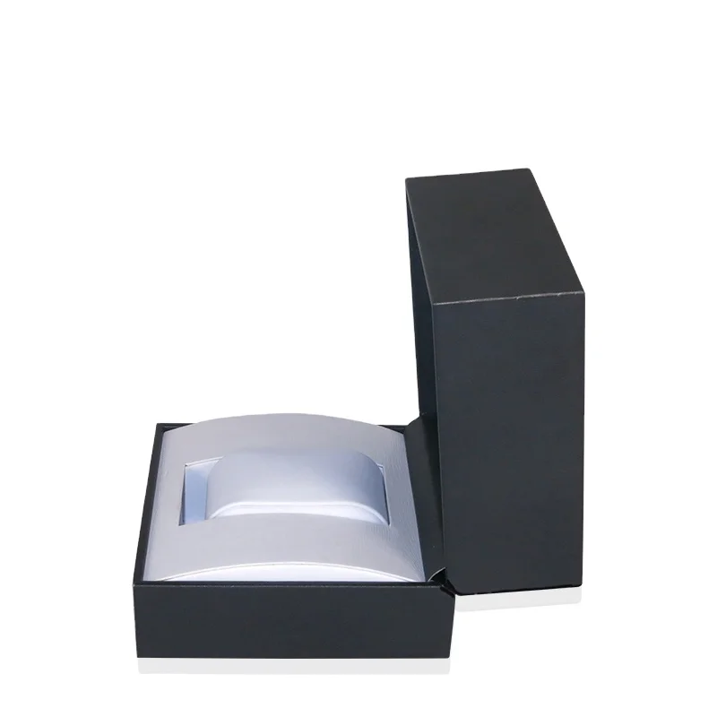 Черная пластиковая коробка для часов с кожаным покрытием