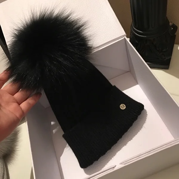Winter Fur Pom Pom Hat Real Raccoon Fur Ball Beanie Hats Women Knitted Fur Pompom Hat
