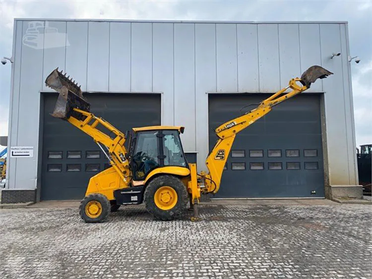 Продажа экскаваторов-погрузчиков JCB 3CX JC B б/у в Дубае экскаватор-погрузчик mini 4CX 4x4