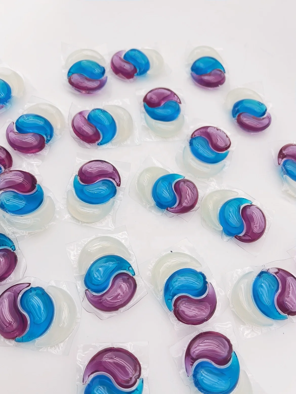 Lavender Scents Liquid Washing Clean Sparkling Powder Laundry Detergent Capsules Pods