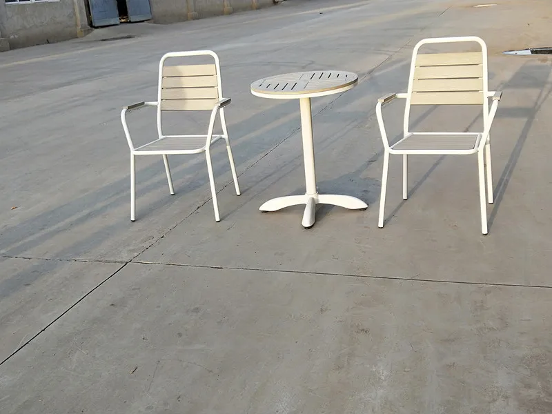 Garden leisure  fashionable  outdoor plastic wood table and chair outdoor furniture garden sets