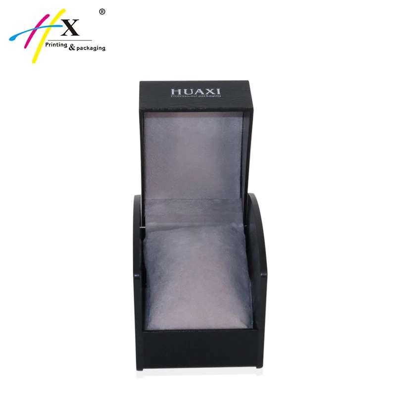 Пластиковая упаковочная коробка для одной часы