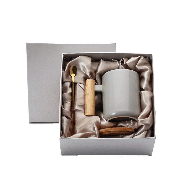 gift box packaging bamboo lid wooden handle ceramic coffee mugs porcelain mug with lid and spoon