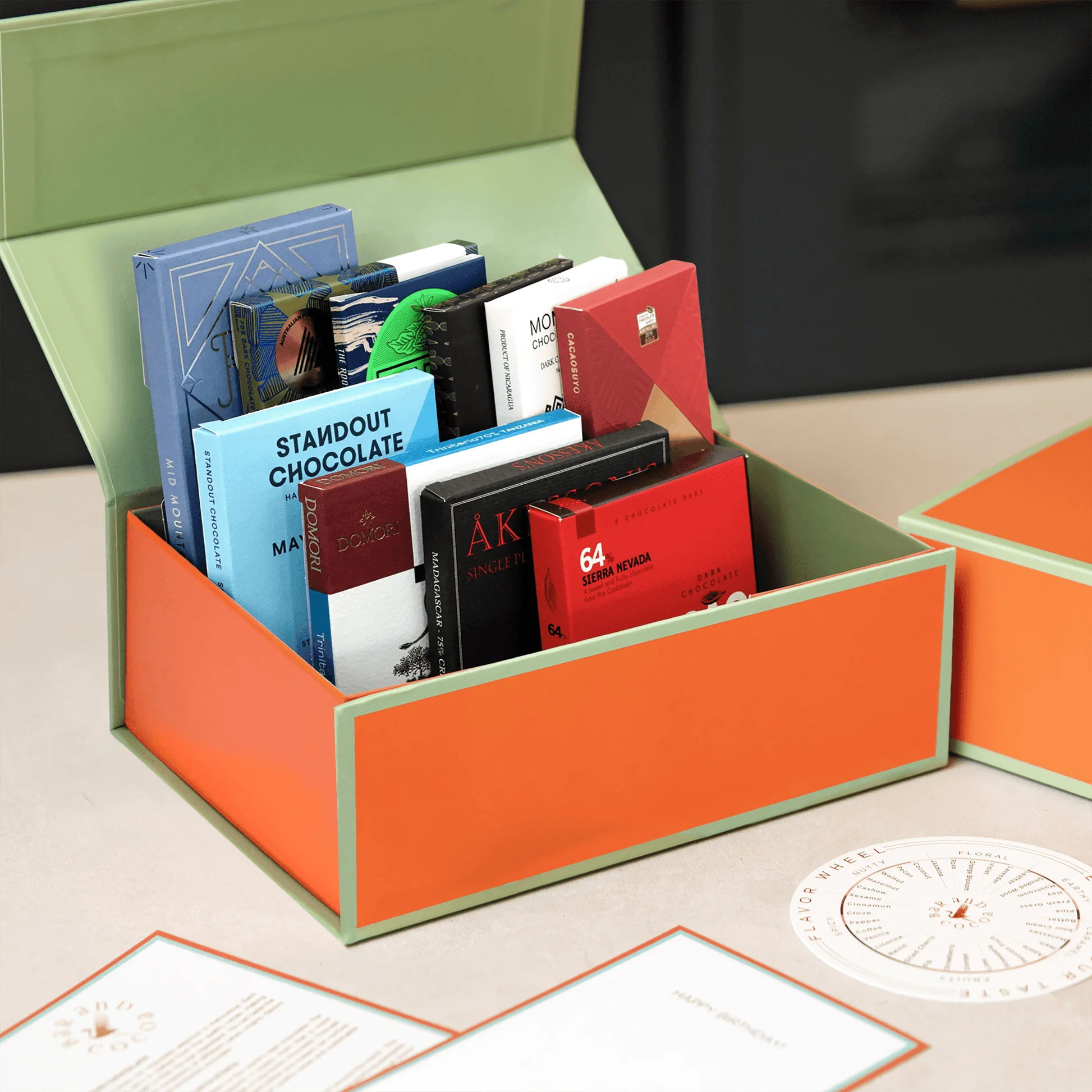 Eco-friendly wholesale custom empty gift boxes for chocolates bar packaging boxes paper chocolate with gold foil