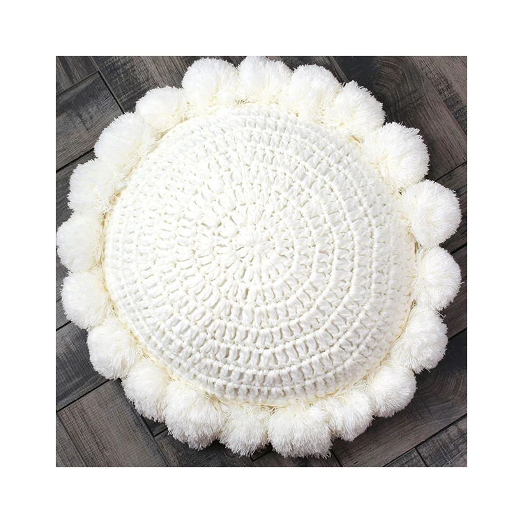 New Arrival Best Prices Wearable Hand Hold Pillows Customized Couch Pillow For Living Room Travel