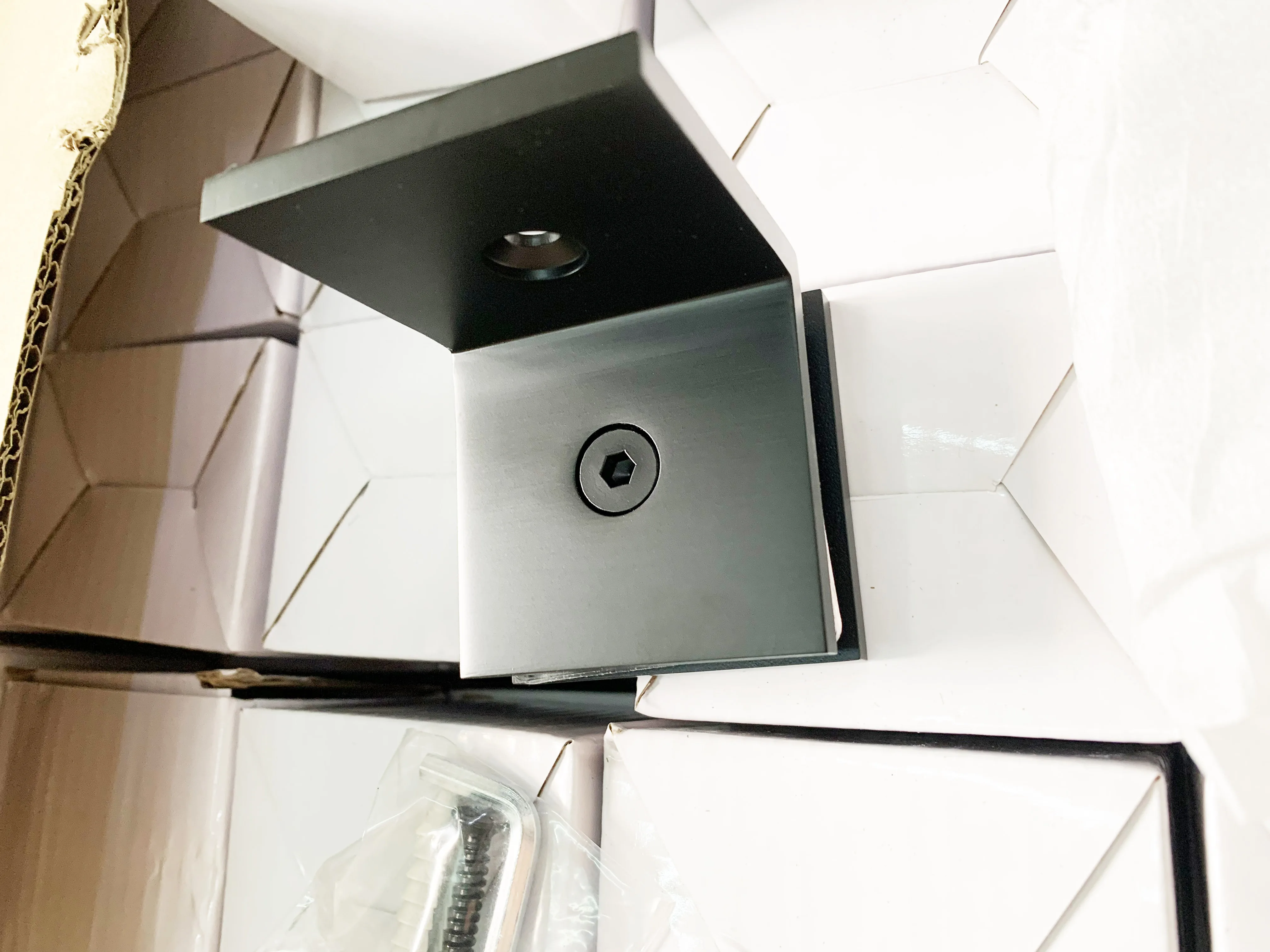 Condibe Bathroom Wall Mounting Black Glass Fix Clip