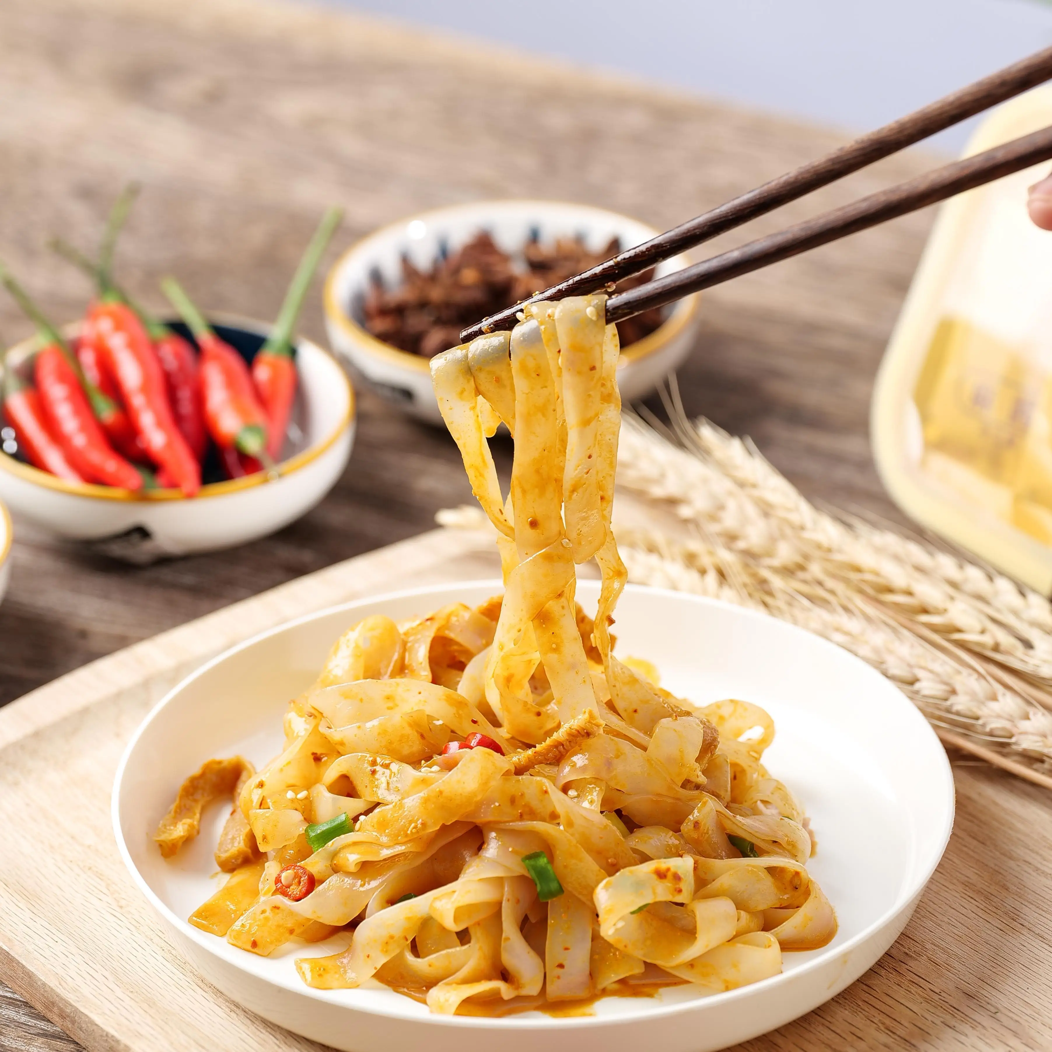 Low calorie low fat konjac Liangpi Konjac products instant noodles ready to eat