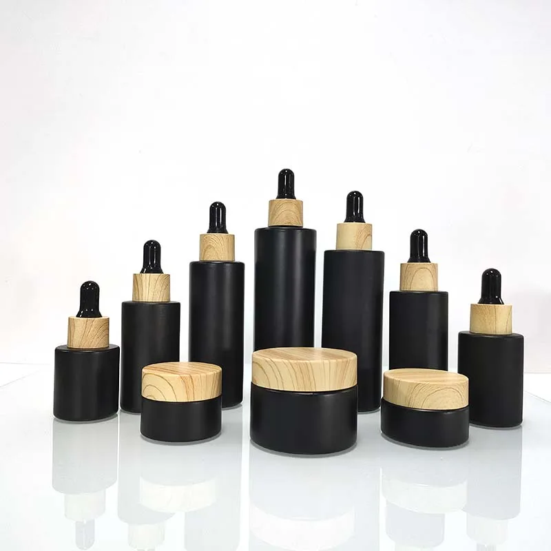 luxury cosmetic glass mist press spray bottle 30ml 50ml 1 Ounce black glass lotion pump bottle with black sprayer